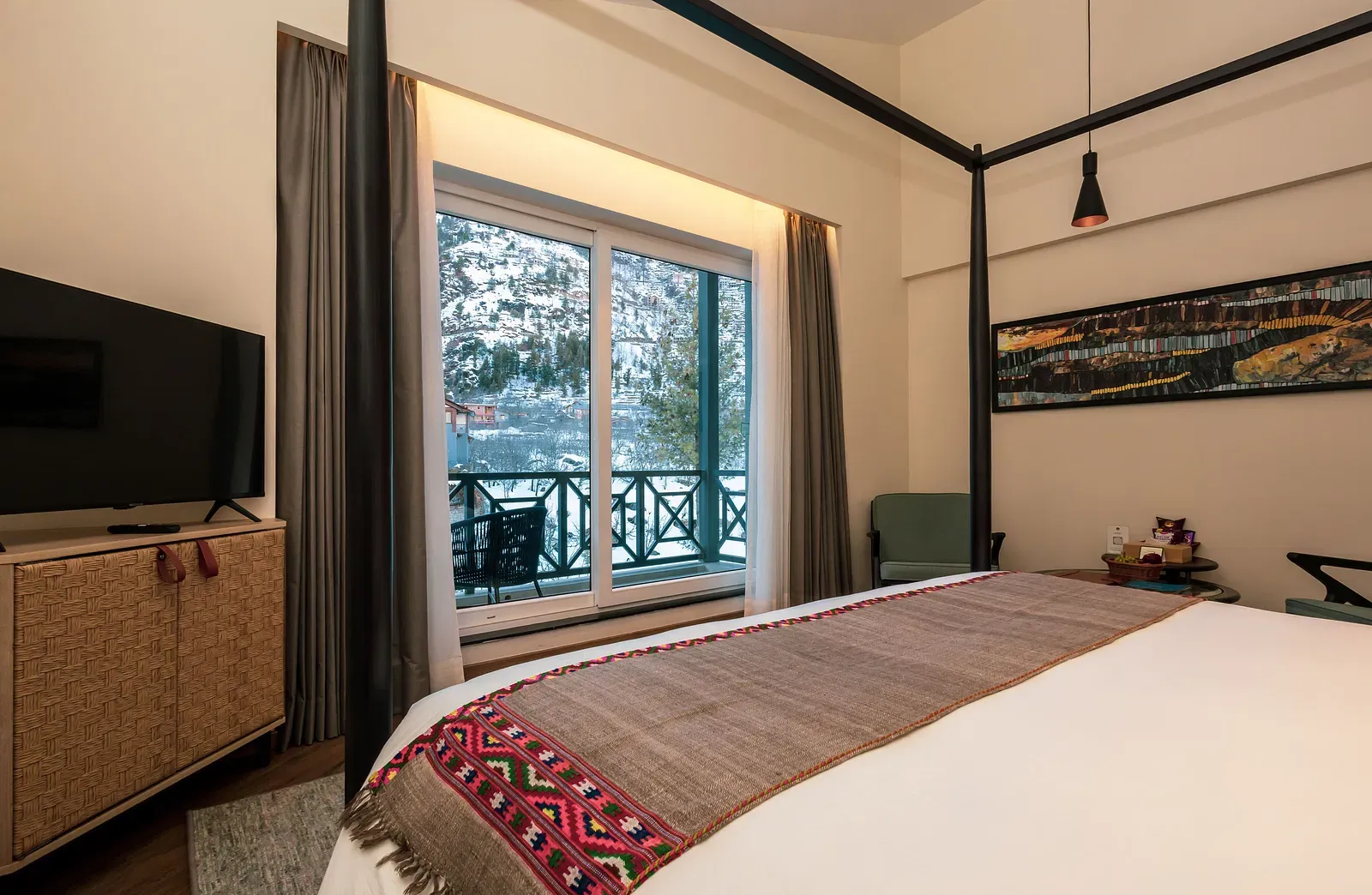 PREMIUM_ROOM_IMAGE_011b7e5d